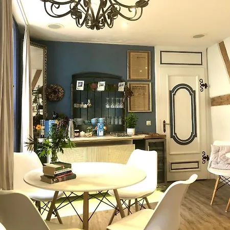 Altstadt Moench In Lage Preis Inclusive 5 Prozent Bettensteuer Und Fruehstueck Guest house Stralsund